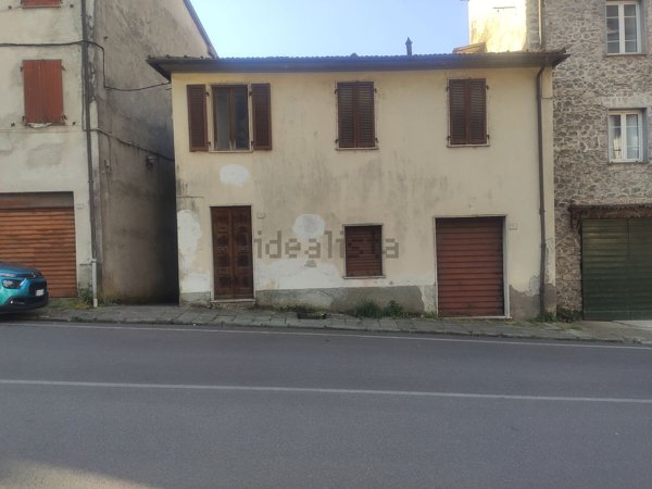 appartamento in vendita a Licciana Nardi