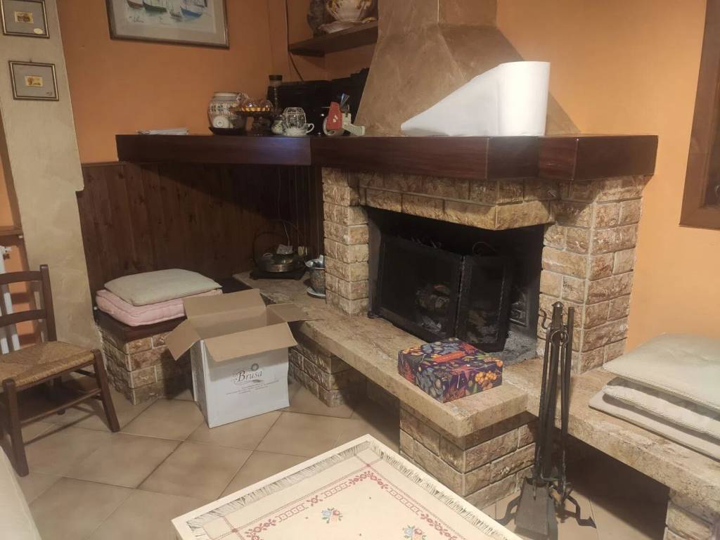 appartamento in vendita a Licciana Nardi