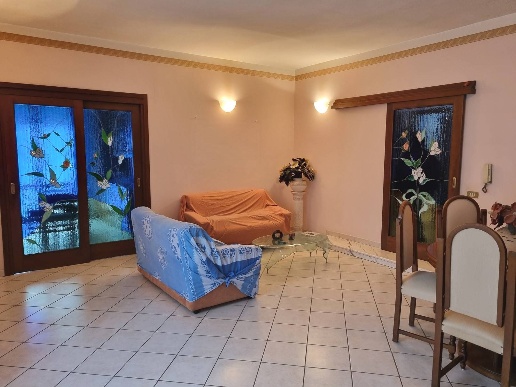 appartamento in vendita a Licciana Nardi in zona Monti