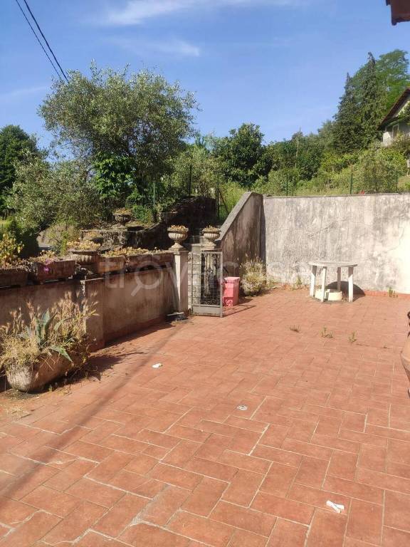 appartamento in vendita a Licciana Nardi