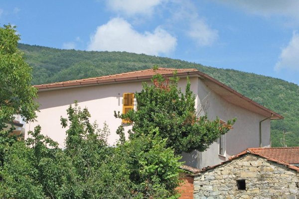 casa semindipendente in vendita a Licciana Nardi