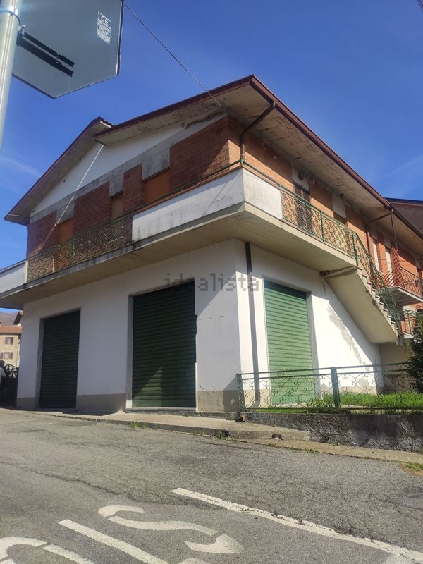 casa indipendente in vendita a Licciana Nardi