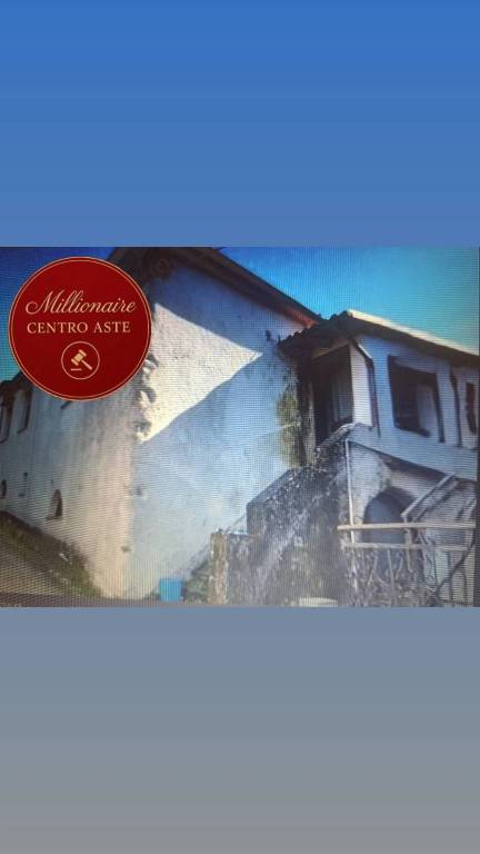 appartamento in vendita a Licciana Nardi in zona Monti