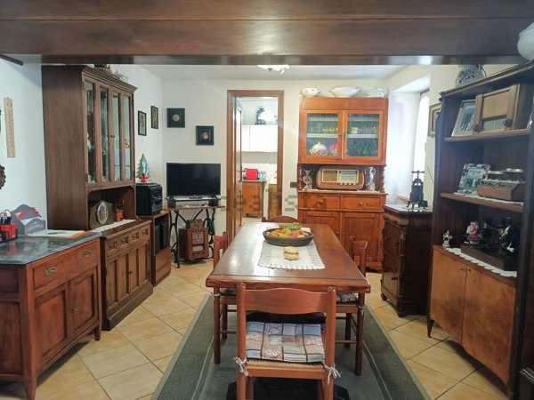 casa indipendente in vendita a Licciana Nardi