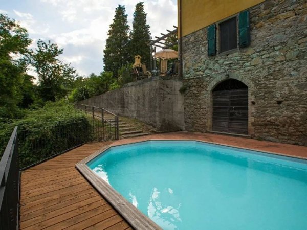 casa indipendente in vendita a Licciana Nardi