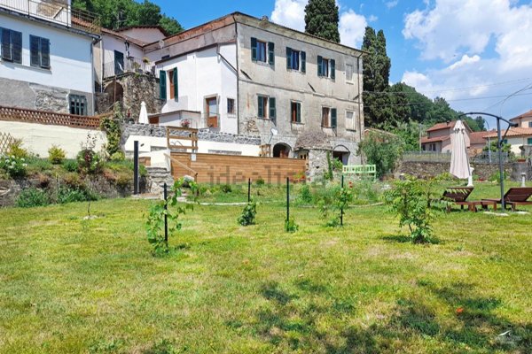 casa indipendente in vendita a Licciana Nardi