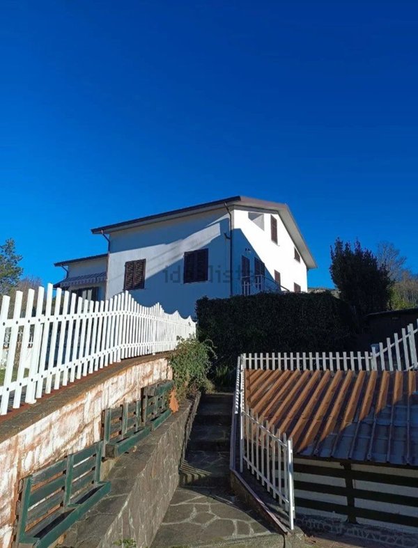 appartamento in vendita a Licciana Nardi