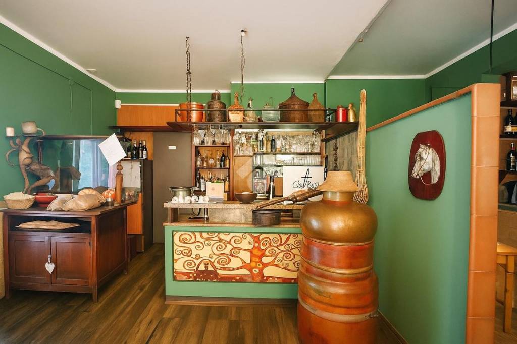 negozio in vendita a Licciana Nardi in zona Costamala