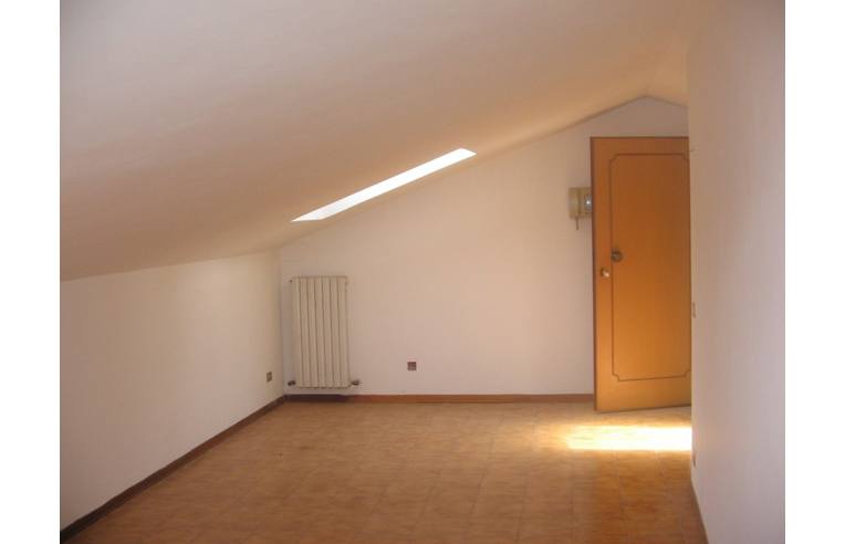 appartamento in vendita a Licciana Nardi in zona Monti