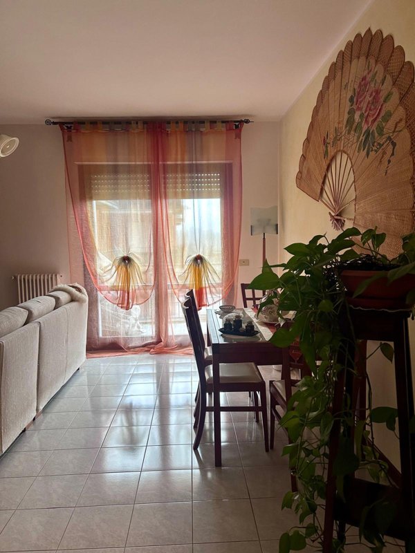 appartamento in vendita a Licciana Nardi in zona Terrarossa