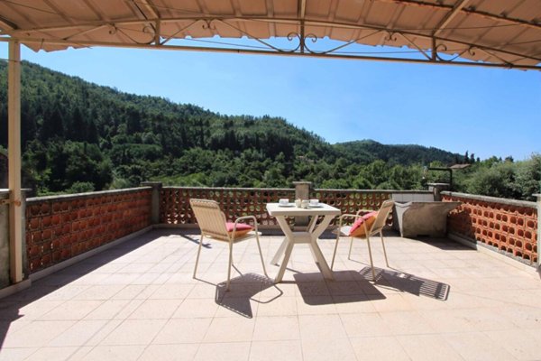 casa indipendente in vendita a Licciana Nardi