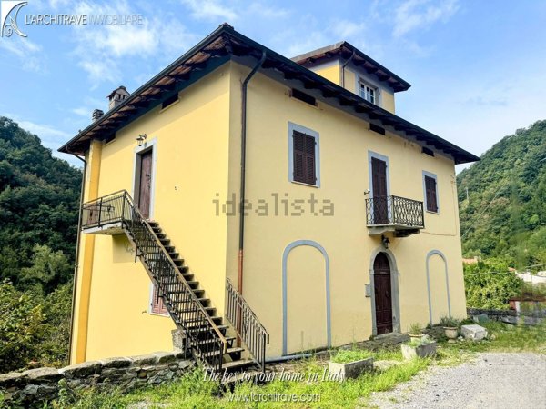 casa indipendente in vendita a Licciana Nardi