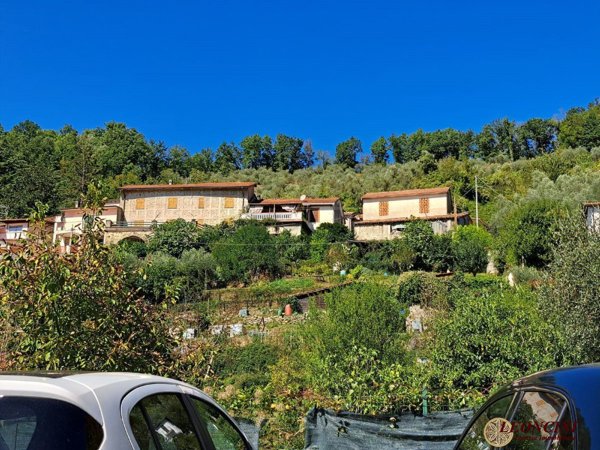 casa indipendente in vendita a Licciana Nardi in zona Monti