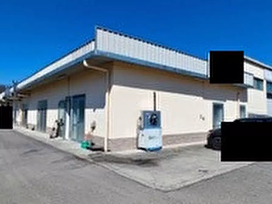 locale di sgombero in vendita a Licciana Nardi