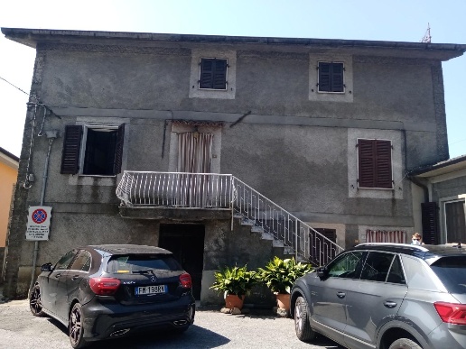 casa indipendente in vendita a Licciana Nardi