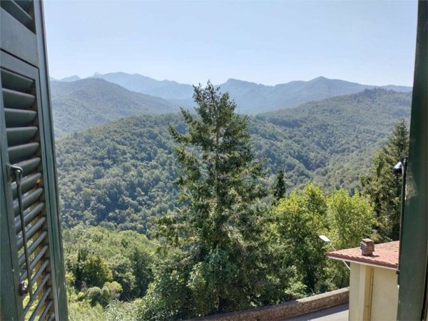 appartamento in vendita a Licciana Nardi