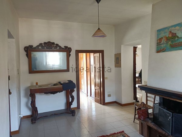 appartamento in vendita a Licciana Nardi