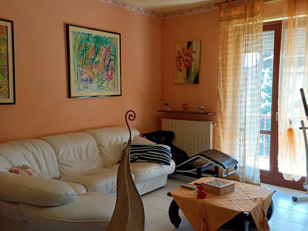 appartamento in vendita a Licciana Nardi