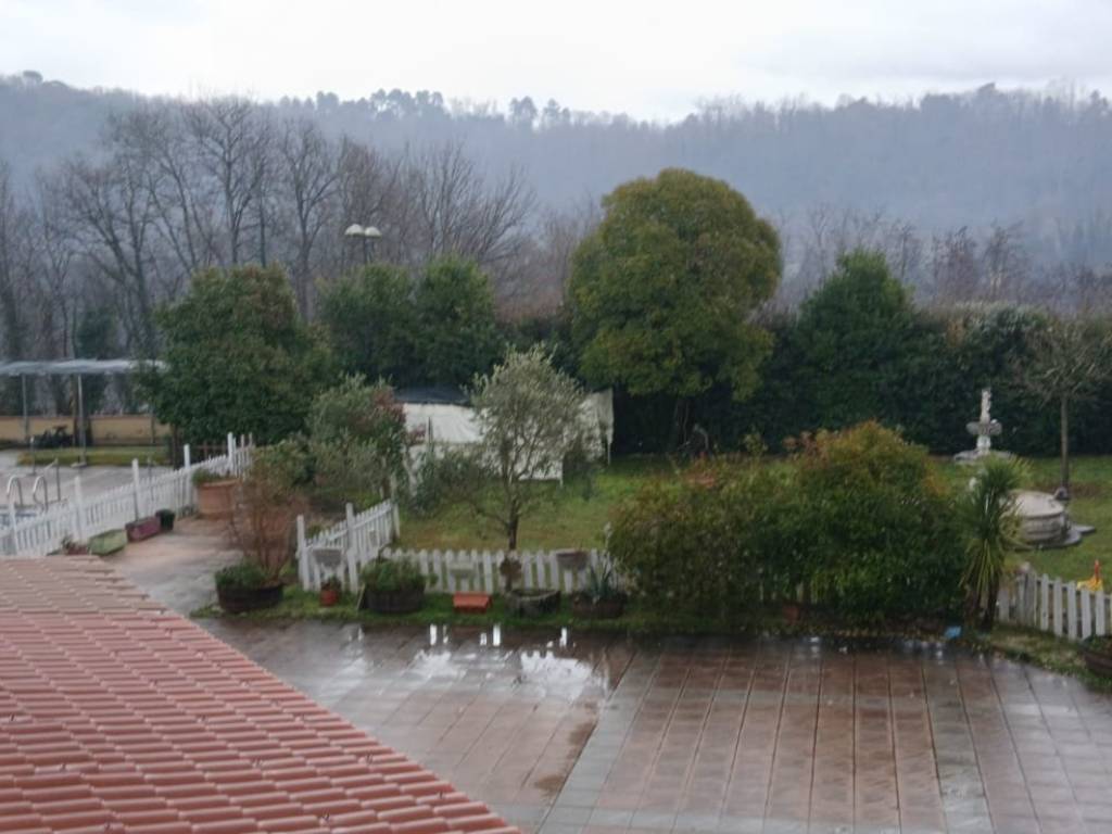 appartamento in vendita a Licciana Nardi in zona Monti