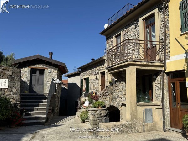 appartamento in vendita a Licciana Nardi