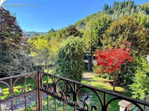 casa indipendente in vendita a Licciana Nardi