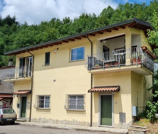 casa indipendente in vendita a Licciana Nardi in zona Bastia