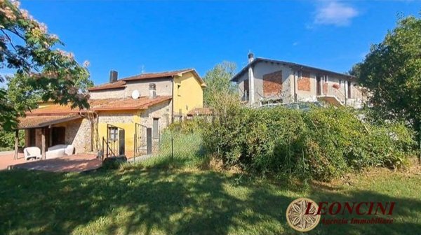 casa indipendente in vendita a Licciana Nardi in zona Amola