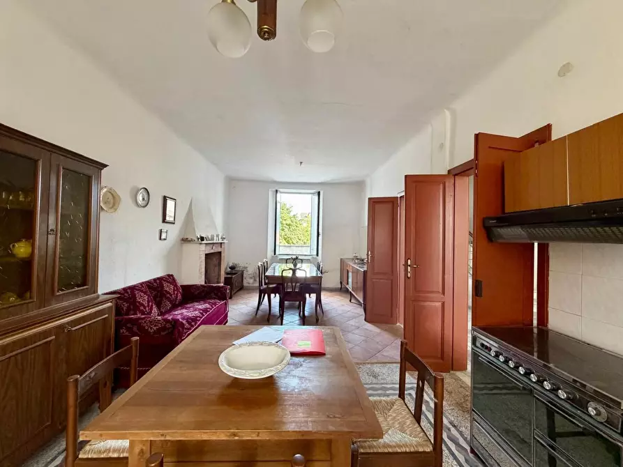 casa semindipendente in vendita a Licciana Nardi in zona Monti