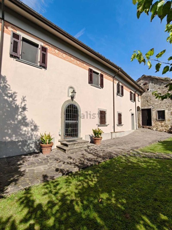 casa indipendente in vendita a Licciana Nardi