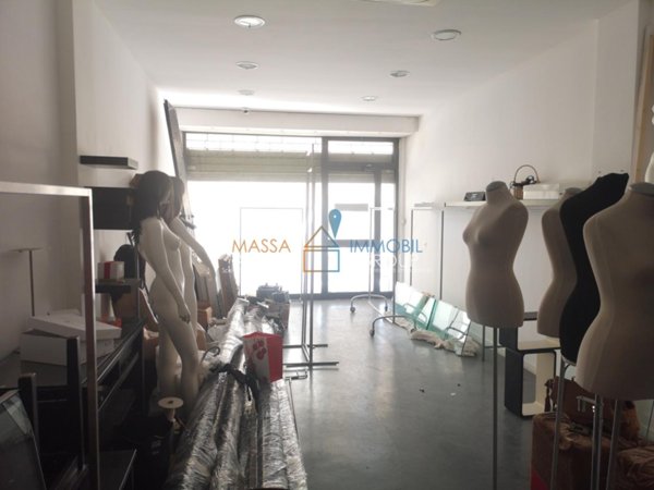 appartamento in vendita a Massa in zona Centro Storico
