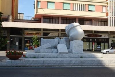 appartamento in vendita a Massa in zona Centro Storico