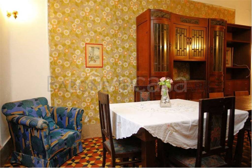 appartamento in vendita a Massa in zona Centro Storico
