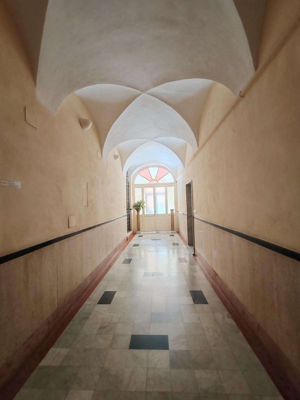 appartamento in vendita a Massa in zona Centro Storico