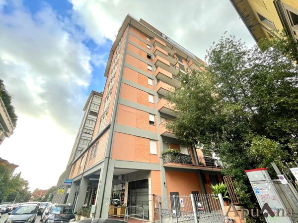 appartamento in vendita a Massa in zona Centro Storico