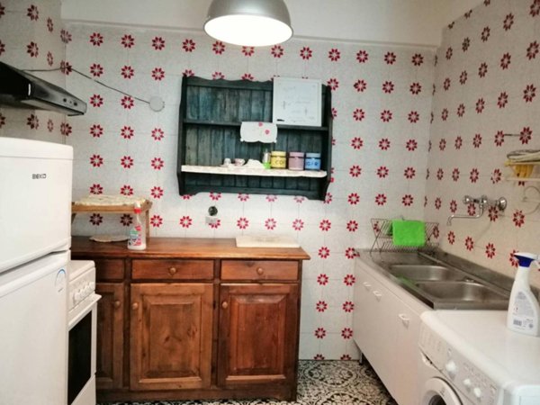 appartamento in vendita a Massa in zona Marina dei Ronchi