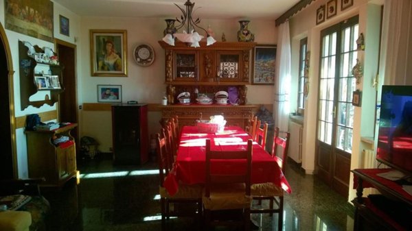 casa indipendente in vendita a Massa in zona Antona