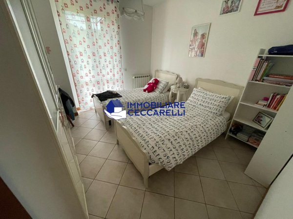 casa indipendente in vendita a Massa in zona Romagnano