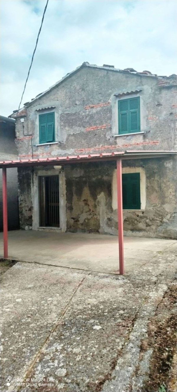 appartamento in vendita a Massa