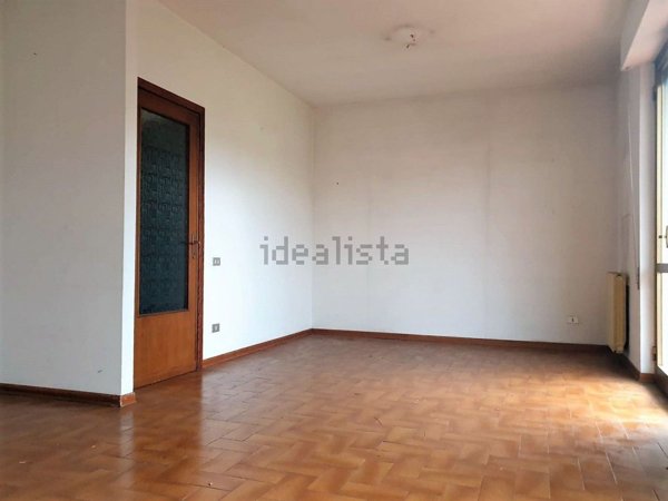 casa indipendente in vendita a Massa in zona Quercioli