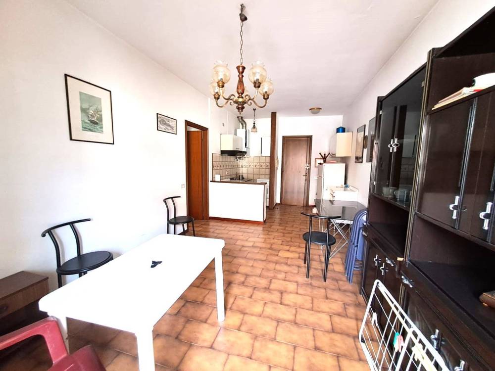 appartamento in vendita a Massa in zona Marina di Massa