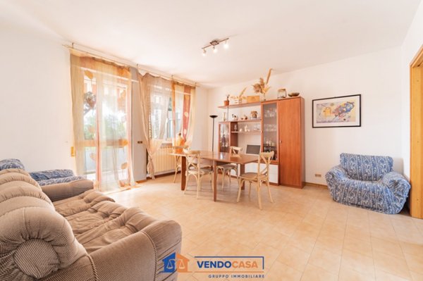 appartamento in vendita a Massa in zona Marina di Massa