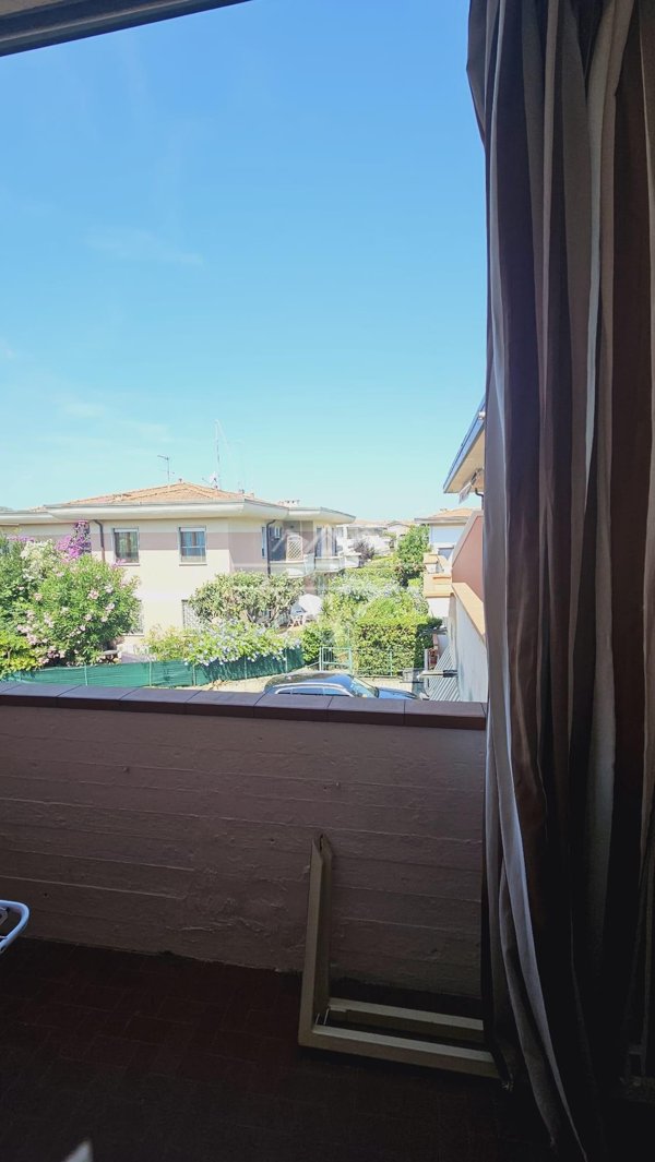 appartamento in vendita a Massa in zona Marina di Massa