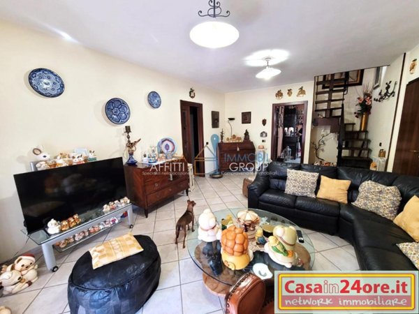 appartamento in vendita a Massa in zona Candia