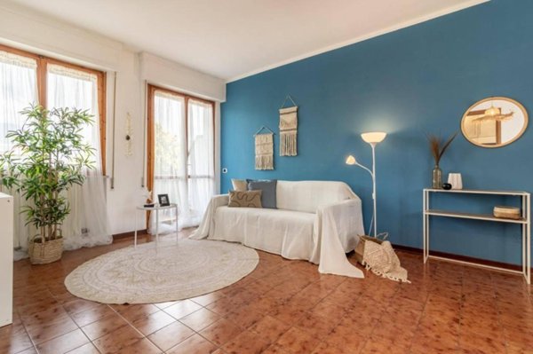 appartamento in vendita a Massa in zona Marina dei Ronchi