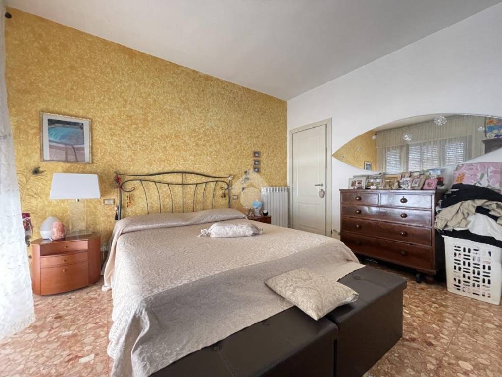 appartamento in vendita a Massa in zona Centro Storico