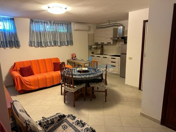 appartamento in vendita a Massa in zona Marina di Massa