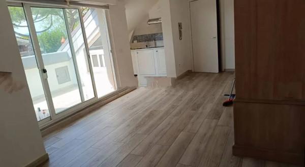 appartamento in vendita a Massa in zona Antona