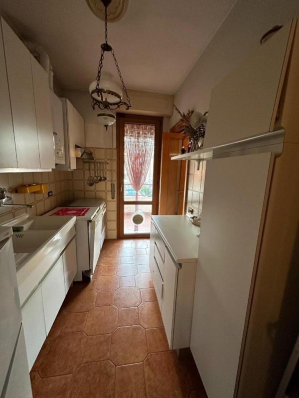 appartamento in vendita a Massa in zona Centro Storico