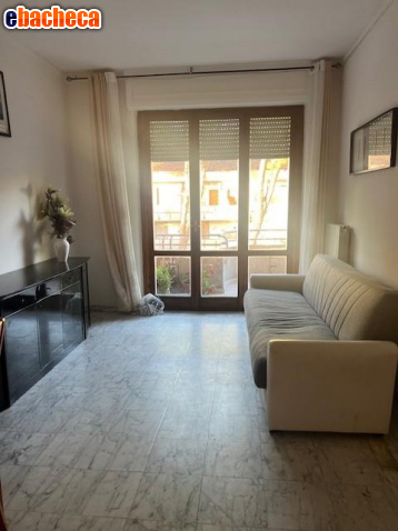 appartamento in vendita a Massa in zona Marina dei Ronchi