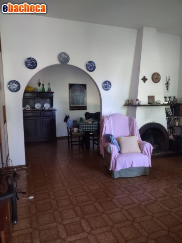 appartamento in vendita a Massa in zona Marina di Massa